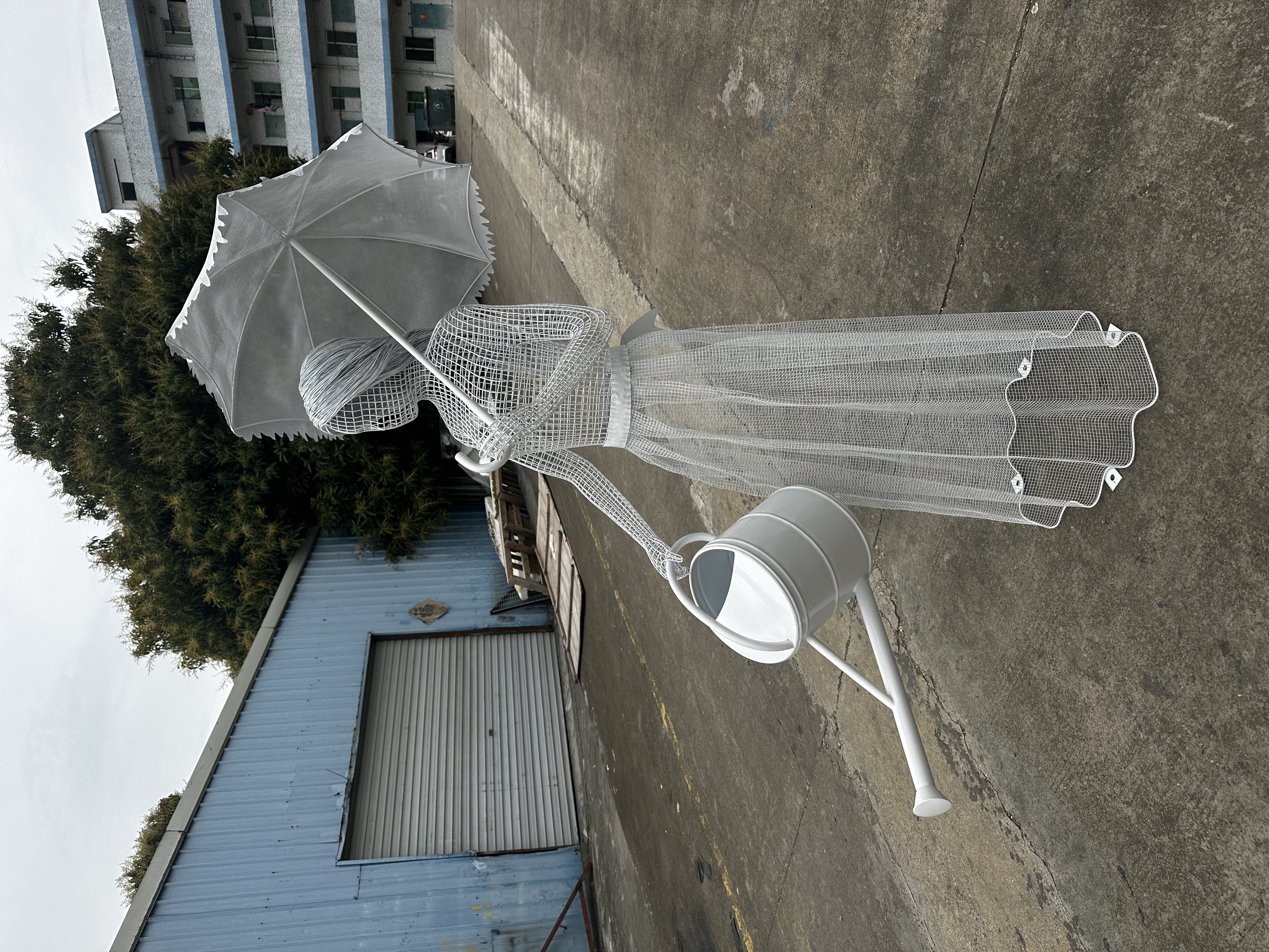 Wire Mesh Lady Sculpture with Umbrella & Watering Can | Garden Art Decor